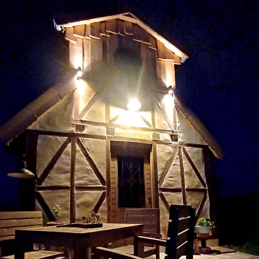 La Cabane Du Coing Visé Esterno foto